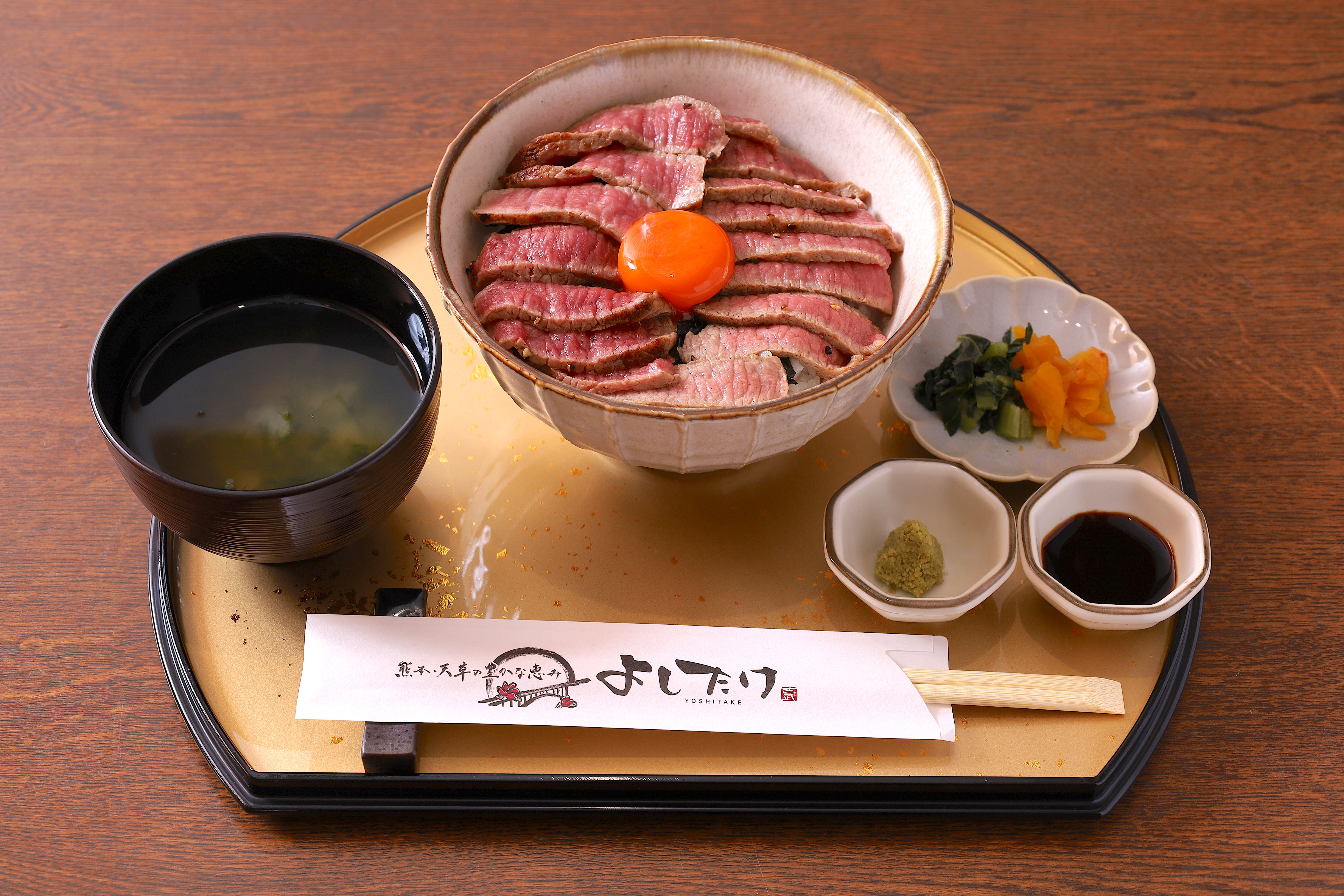 A5天草黒牛 レアステーキ丼